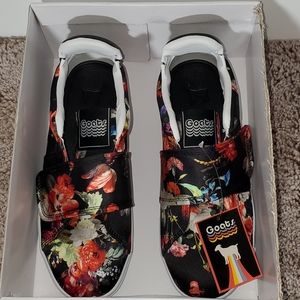 Goats Sneakers Satin Floral